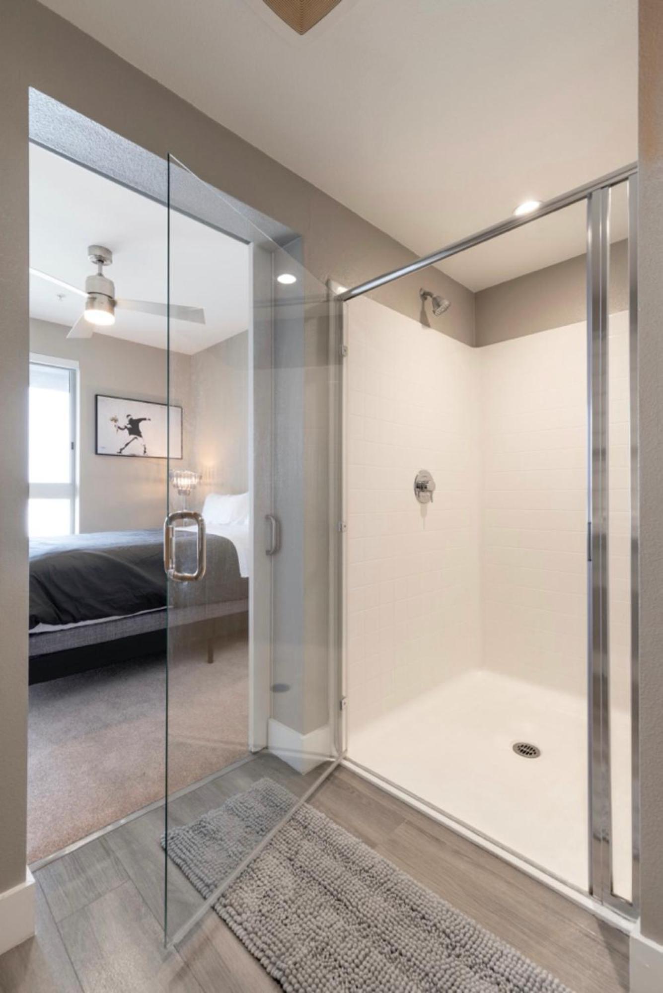 2 Bedroom New Luxury Apt West Hollywood Na Appartement *